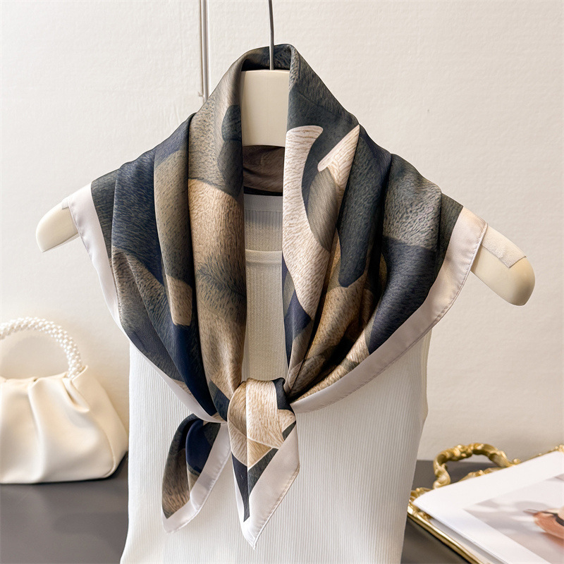 70cm Luxury Silk Square Scarf  - огляд і ціна Luxury Bags For Summer