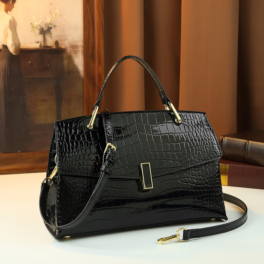 Luxury Black Crocodile Pattern - огляд і ціна Luxury Bags Old Money