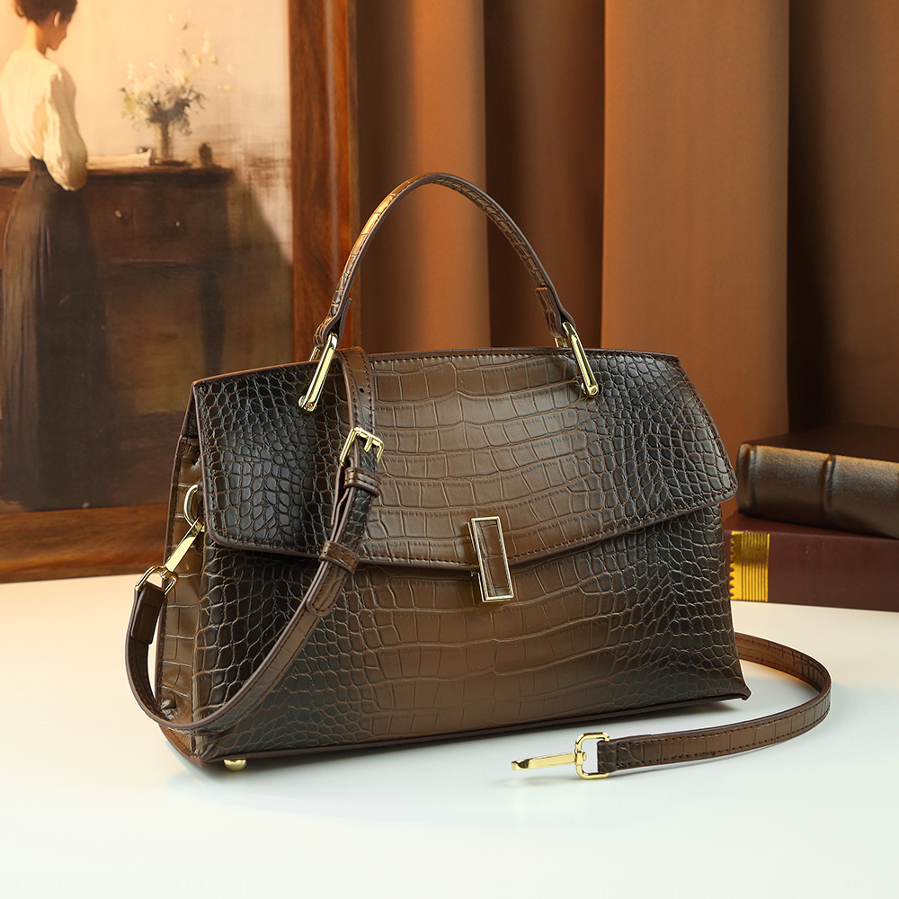 Luxury Black Crocodile Pattern - огляд і ціна Luxury Bags Old Money