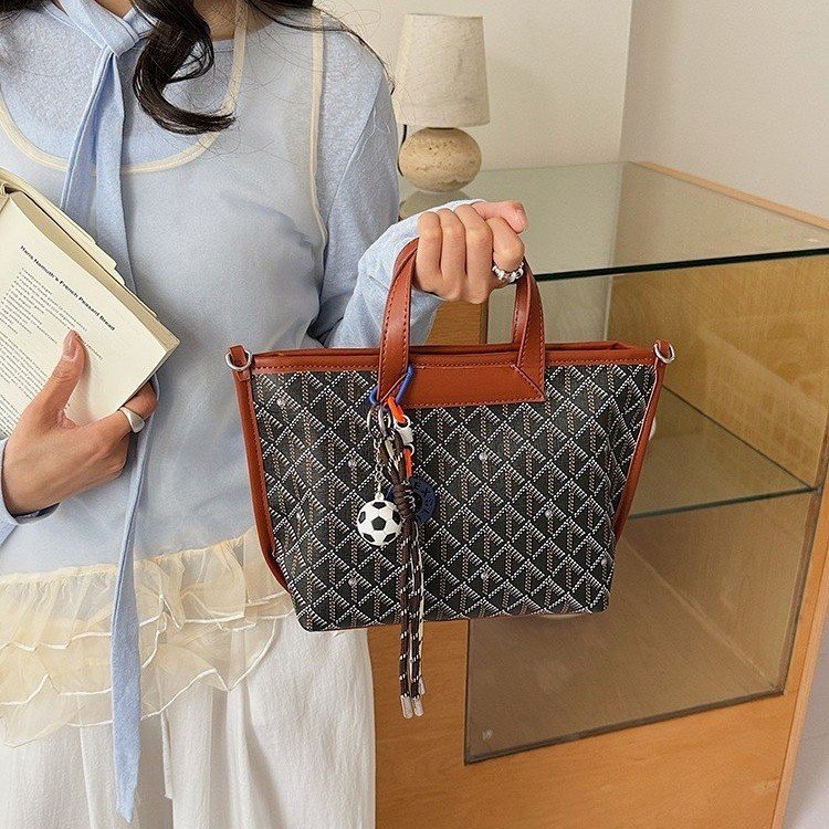 Simple Luxury Crossbody-Bag An - огляд і ціна Luxury Bags Best